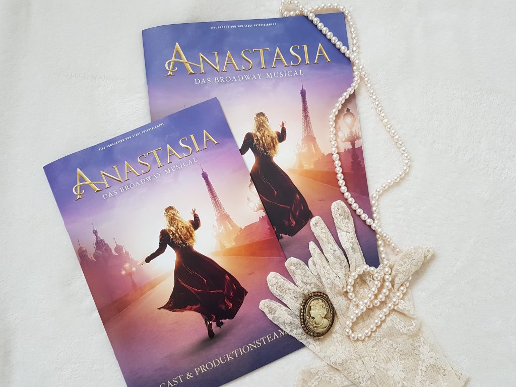 Anastasia Musical Programmheft